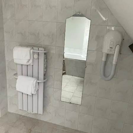 La Truite Qui Chante Bed & Breakfast Cassaniouze